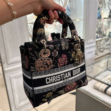 cheapest dior bags.